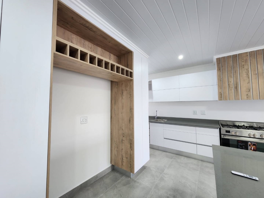3 Bedroom Property for Sale in Seemeeu Park Western Cape